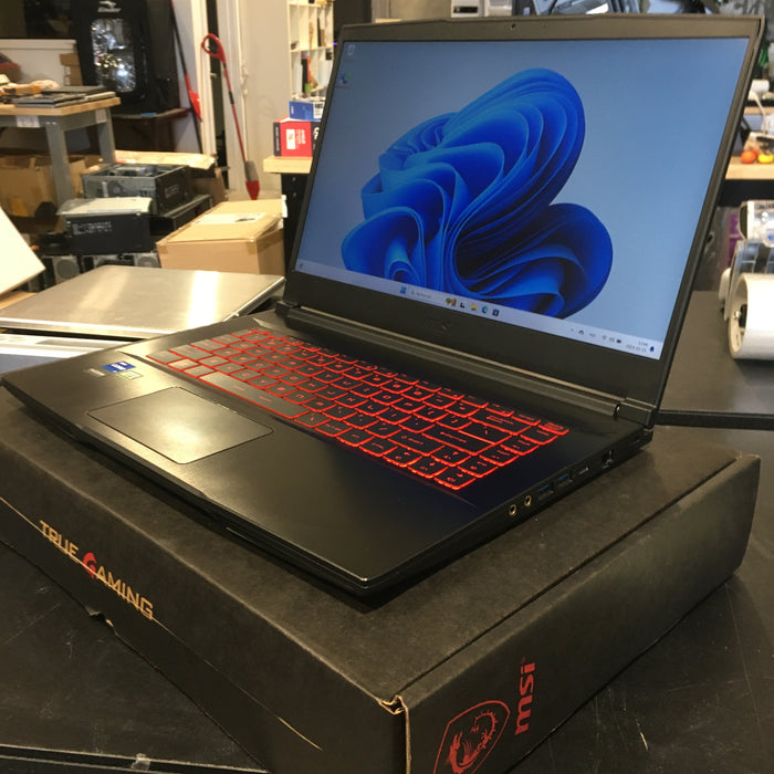 High Gaming Laptop (i7-11800H, 16GB RAM, RTX 3050 Ti Laptop)