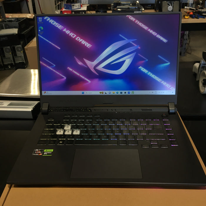 High Gaming Laptop (Ryzen 9 6400HX, 32GB RAM, RTX 3050 Laptop)